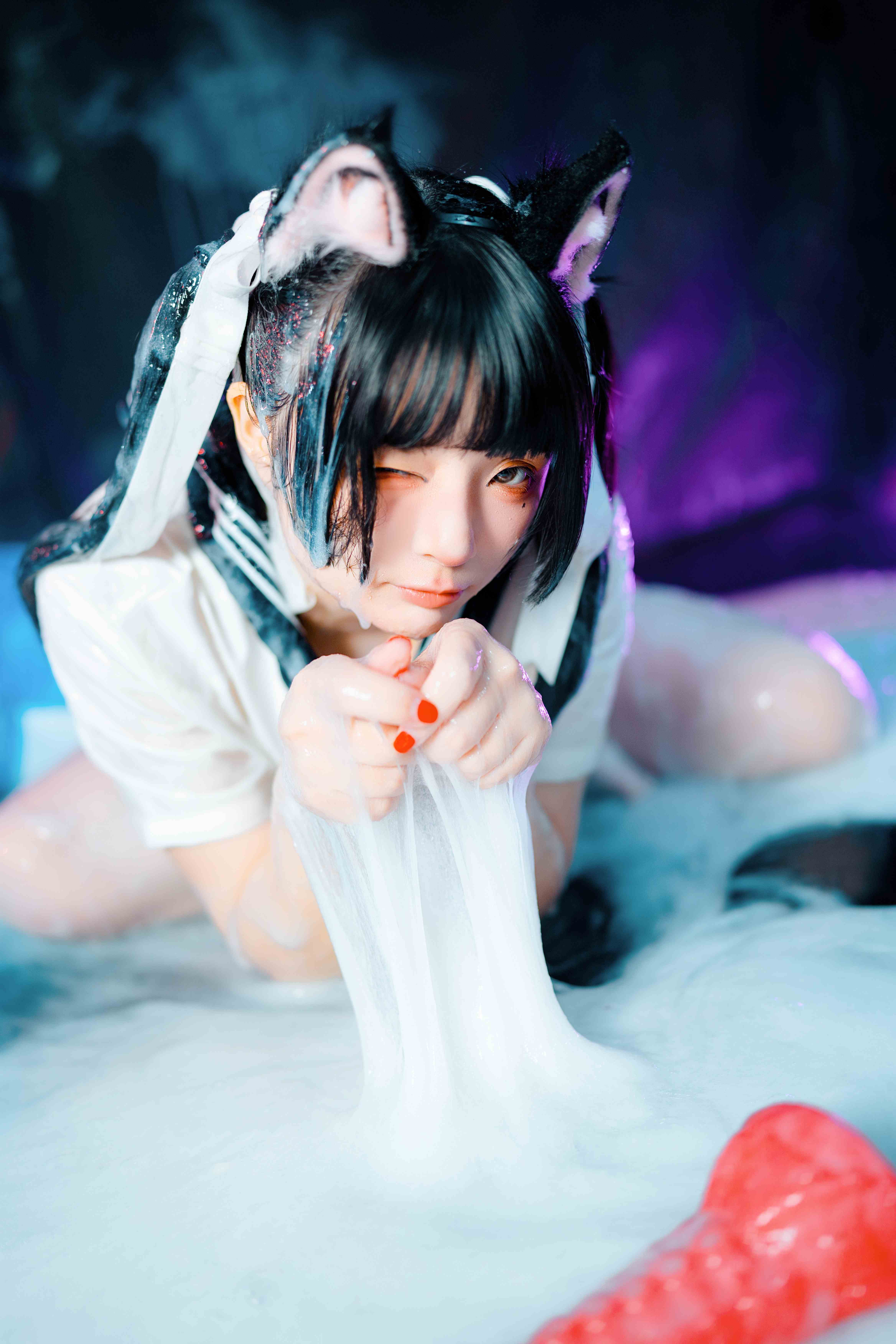 Cosplayer-Luoluo-Raku-scruffy-kitten-Messy-Kitty-015-022330.xyzjpg.jpg