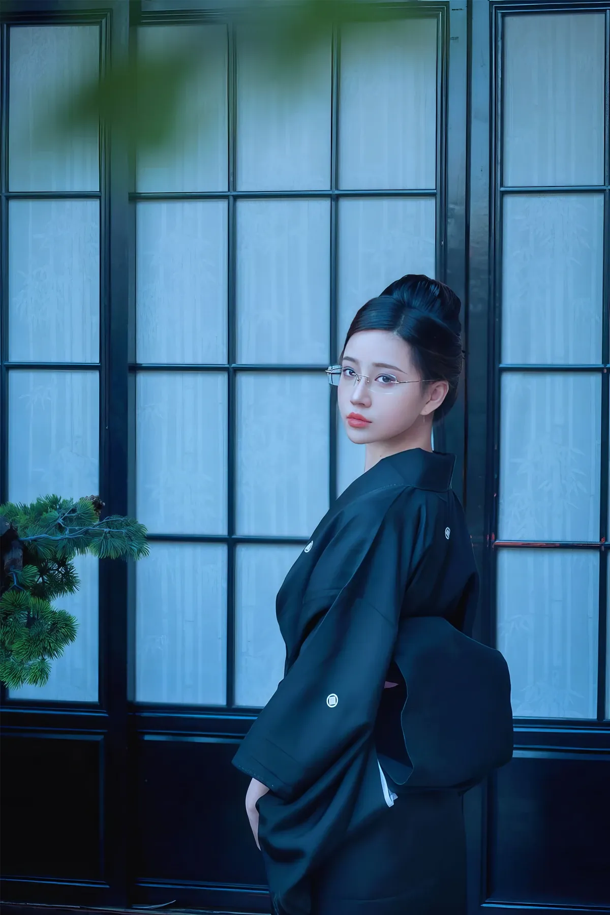 年年Nnian – 写真集 未亡人