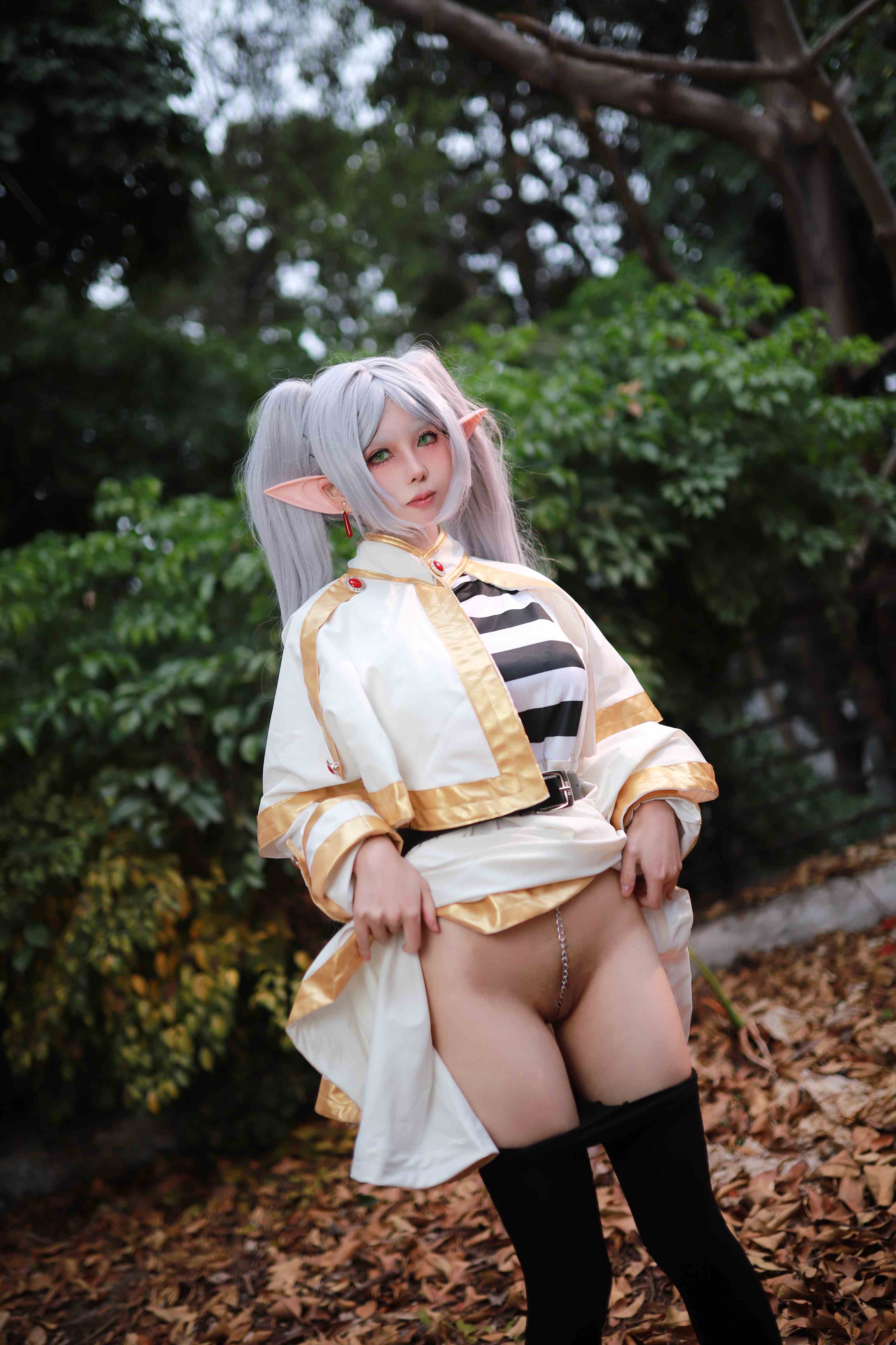 -Uesugi-hui-Nashi-Ochi-cosplay-Frieren---Sousou-no-Frieren-15jpg.jpg