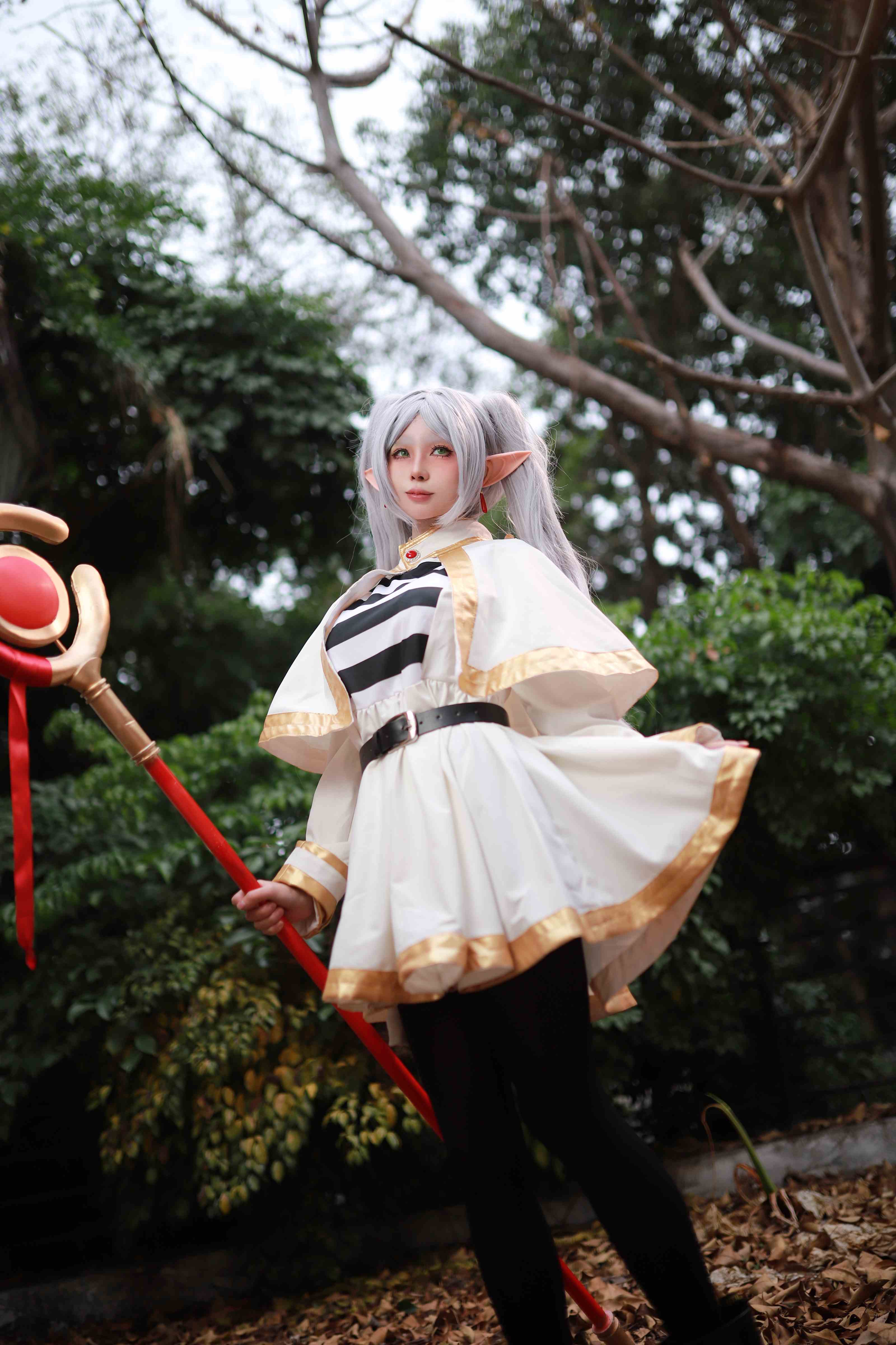 -Uesugi-hui-Nashi-Ochi-cosplay-Frieren---Sousou-no-Frieren-2jpg.jpg