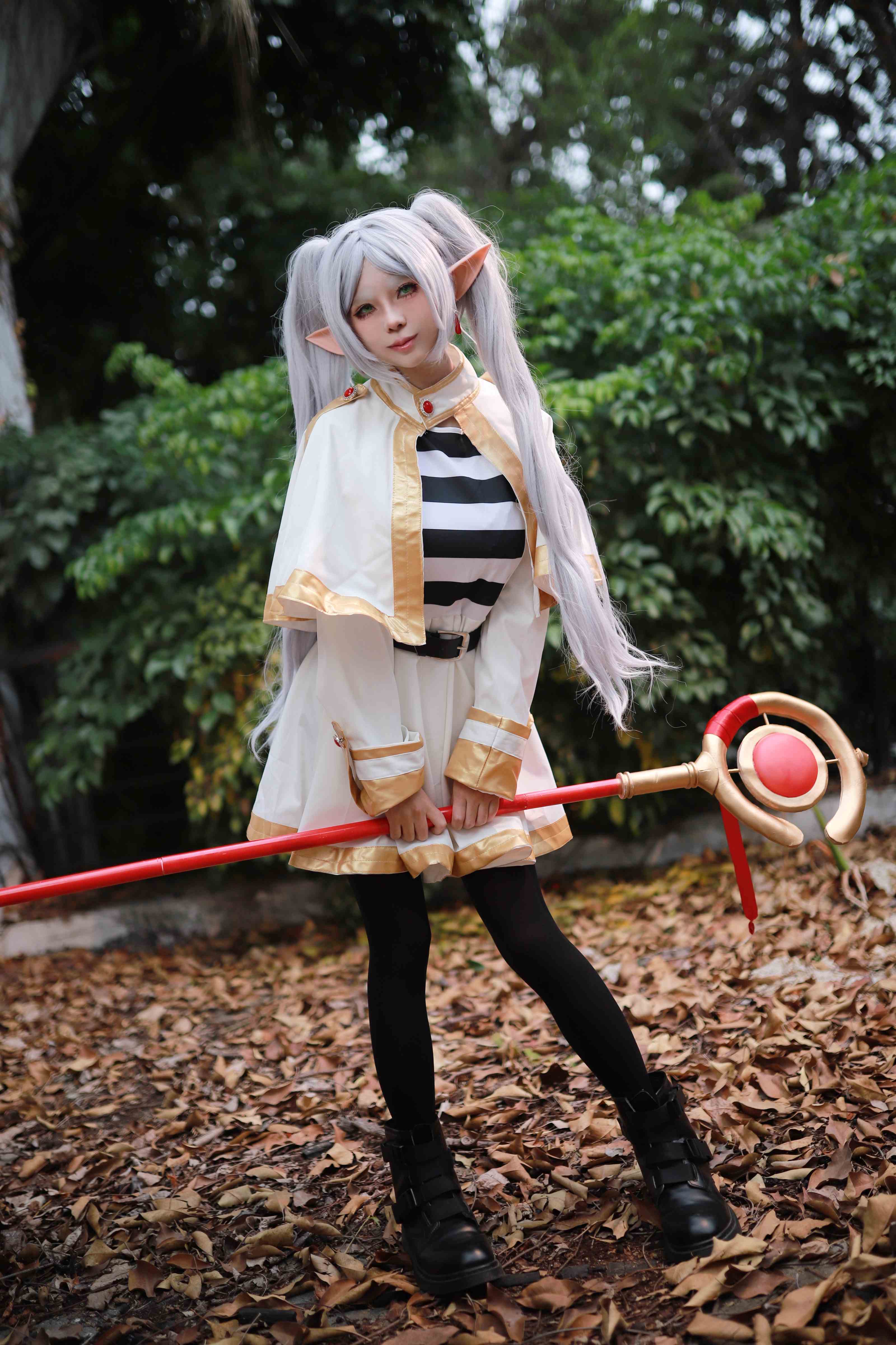 -Uesugi-hui-Nashi-Ochi-cosplay-Frieren---Sousou-no-Frieren-3jpg.jpg