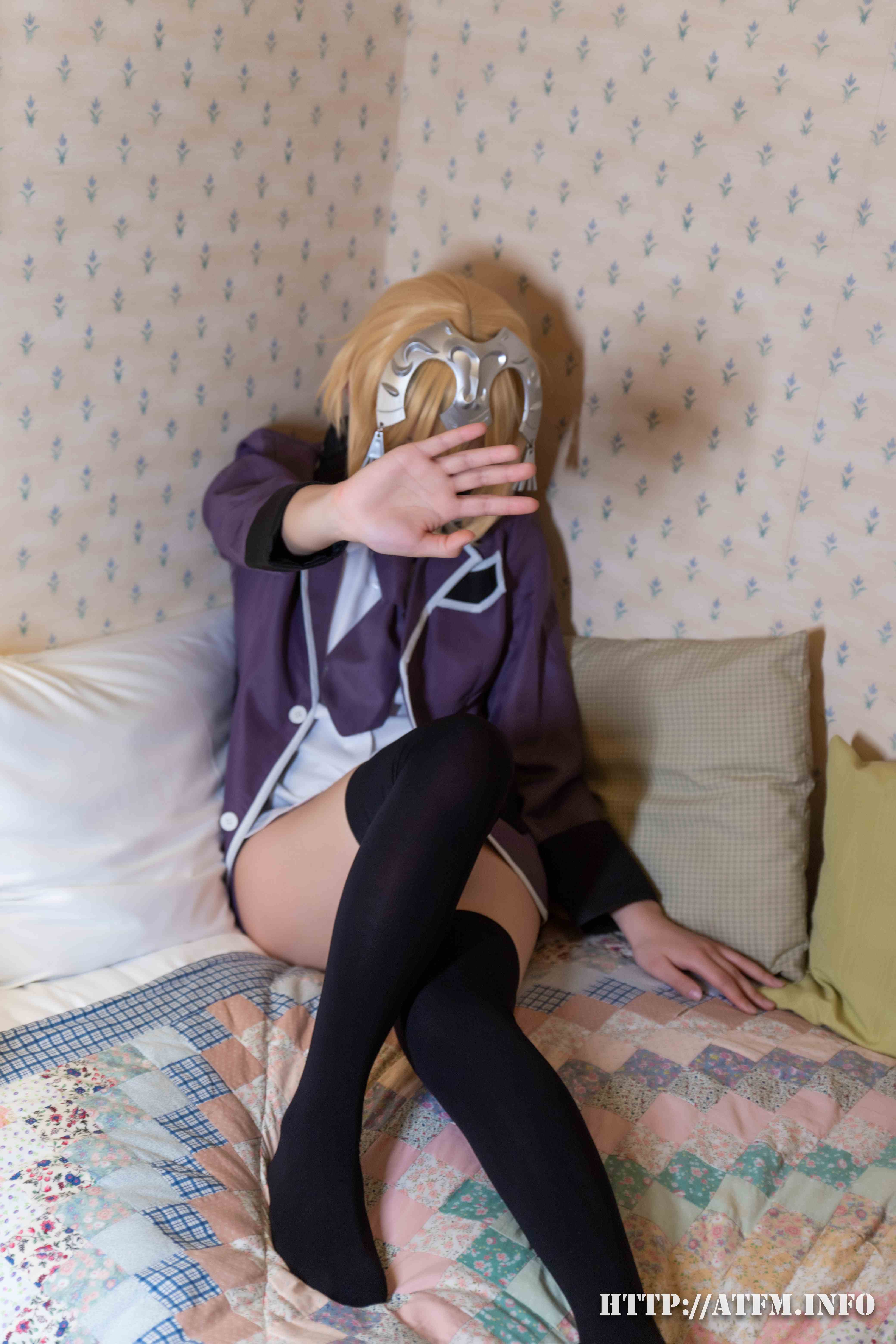ATFM---Tsubaki-cosplay-Jeanne-dArc-JK---FateGrand-Order-6jpg.jpg