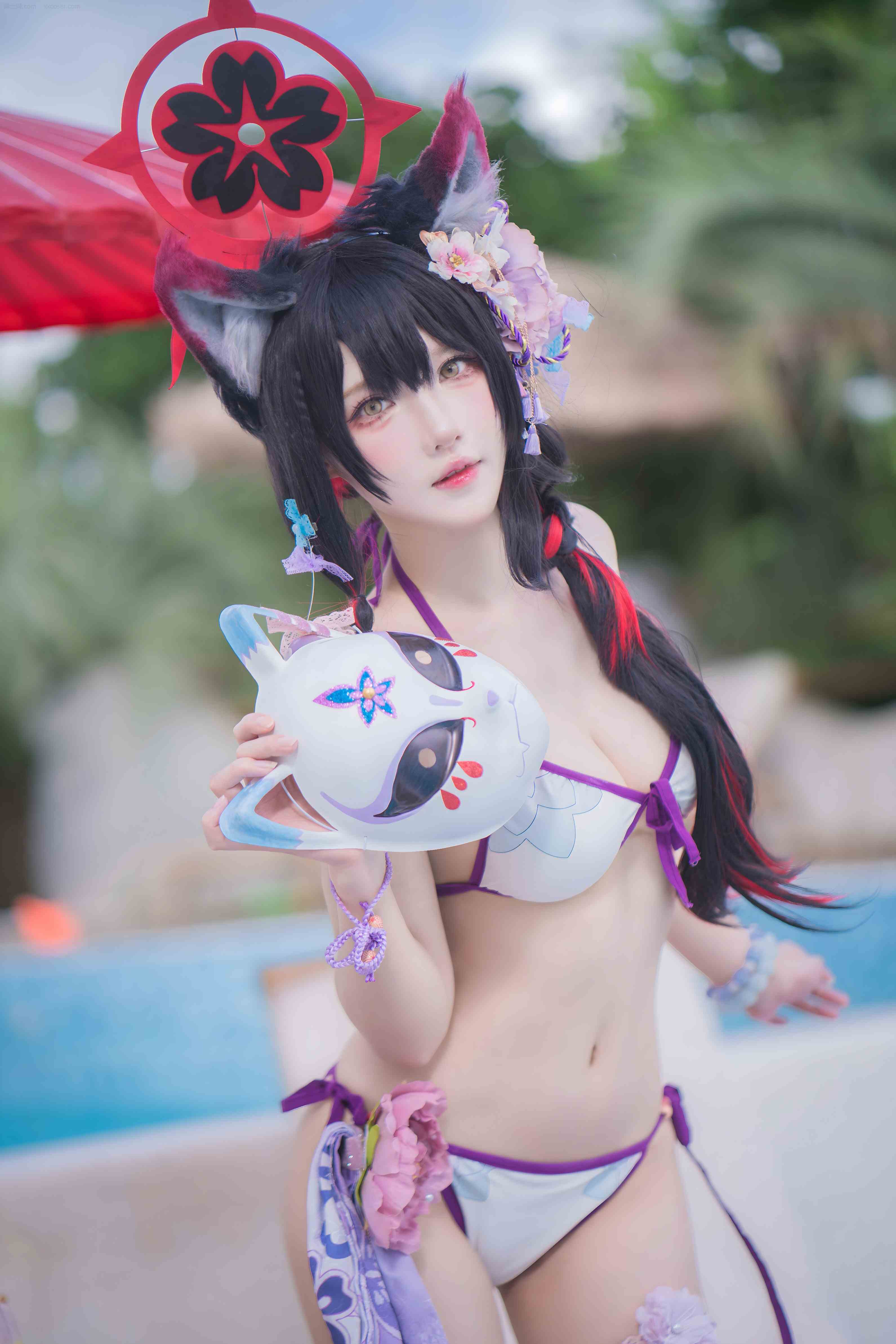 Abaoyeshitunia1--cosplay-Kosaka-Wakamo-Swimsuit---Blue-Archive-15jpg.jpg
